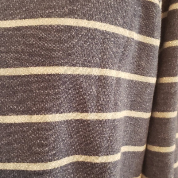 AE OVERSIZED PULL OVER SZ L - Picture 2 of 5